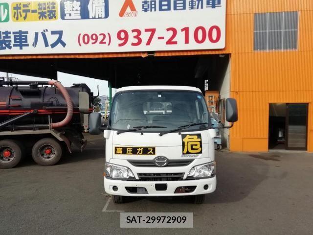 Hino DUTRO 2017-03 1220356-1