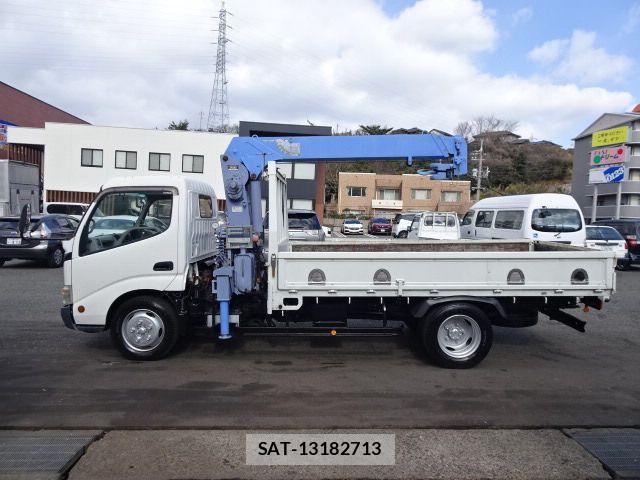 Hino DUTRO 2008-06 1220311-14