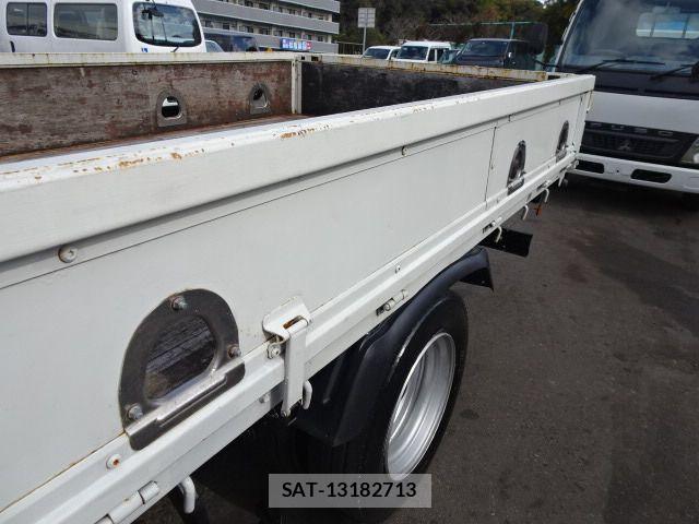 Hino DUTRO 2008-06 1220311-17
