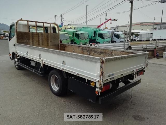 Hino DUTRO 2016-11 1220349-6