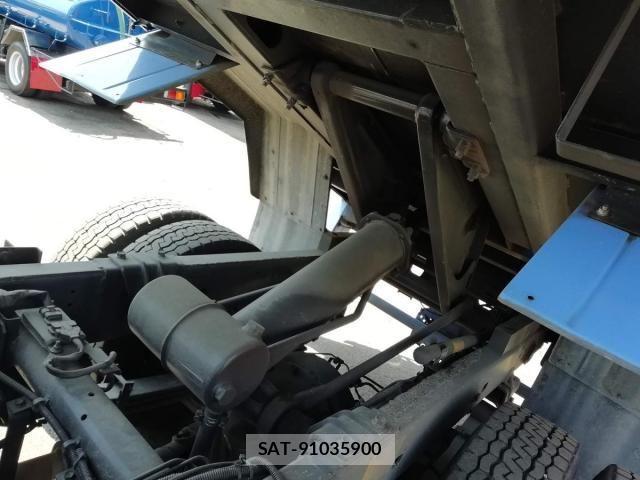 Hino DUTRO 2015-05 1220338-9