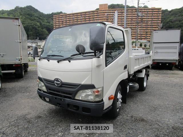 Hino DUTRO 2011-12 1220324-0