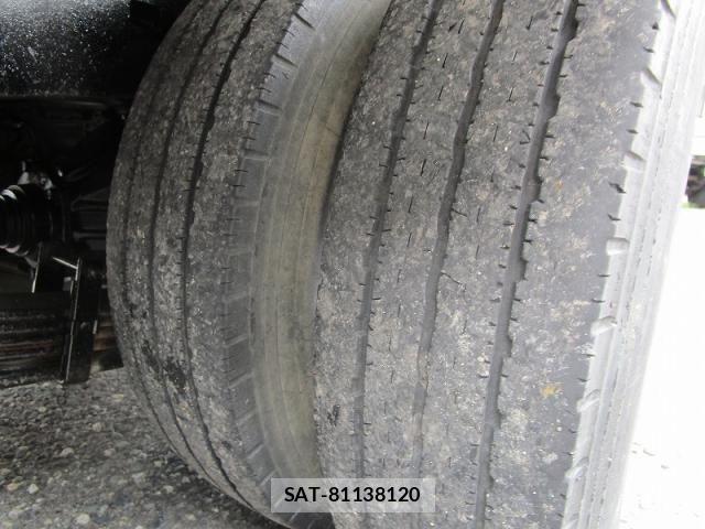 Hino DUTRO 2011-12 1220324-4
