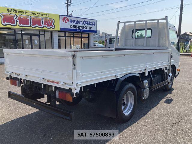 Hino DUTRO 2011-05 1220318-5