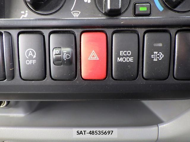 Hino DUTRO 2015-03 1227757-20