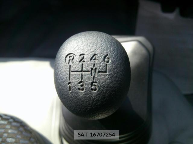 Hino DUTRO 2024-07 1227774-14
