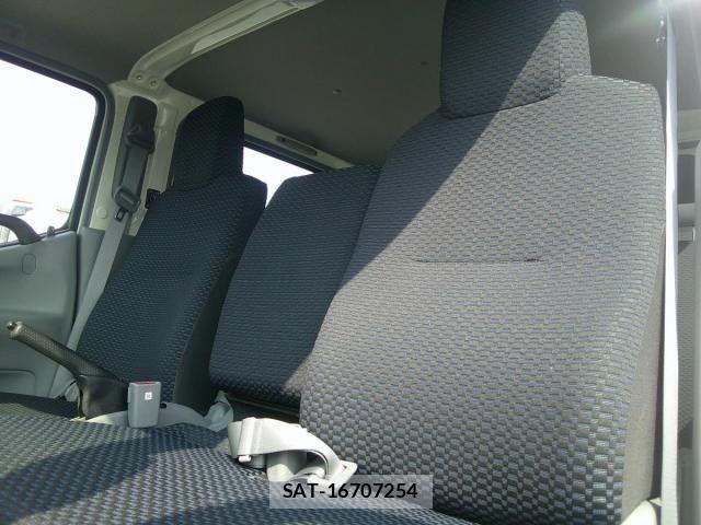Hino DUTRO 2024-07 1227774-20