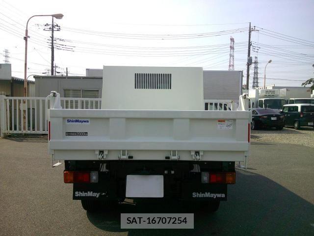 Hino DUTRO 2024-07 1227774-5