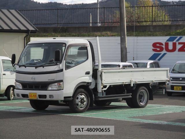 Hino DUTRO 2005-01 1227748-0