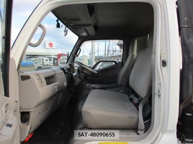Hino DUTRO 2005-01 1227748-21