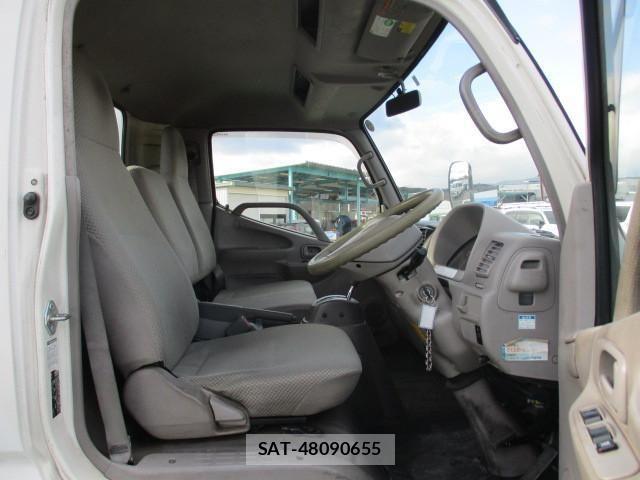 Hino DUTRO 2005-01 1227748-22