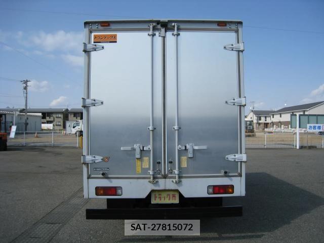 Hino DUTRO 2012-08 1227754-9