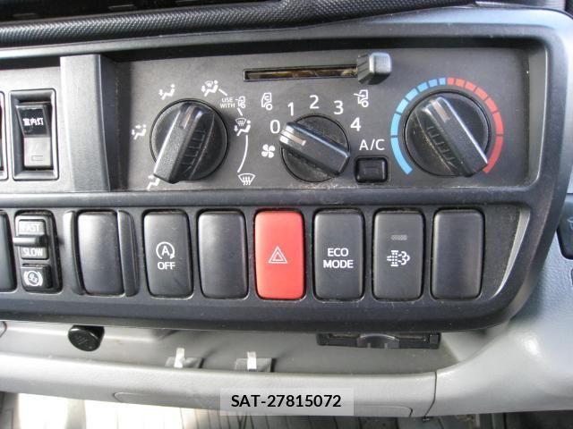 Hino DUTRO 2012-08 1227754-20