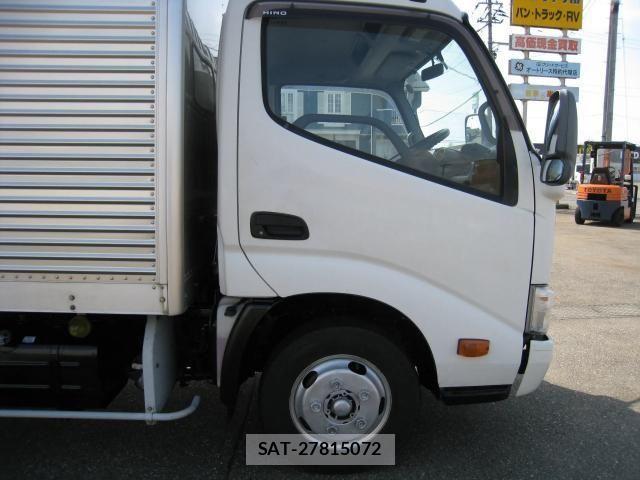 Hino DUTRO 2012-08 1227754-3