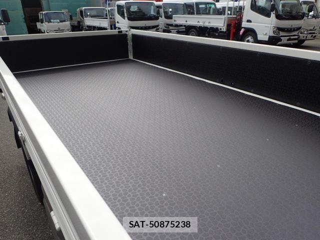 Hino DUTRO 2025-02 1235766-4