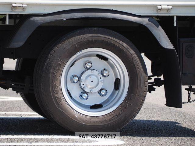 Hino DUTRO 2013-12 1256475-10