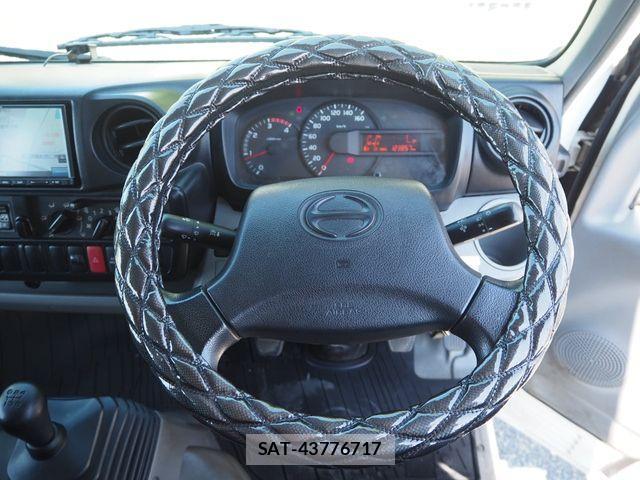 Hino DUTRO 2013-12 1256475-14