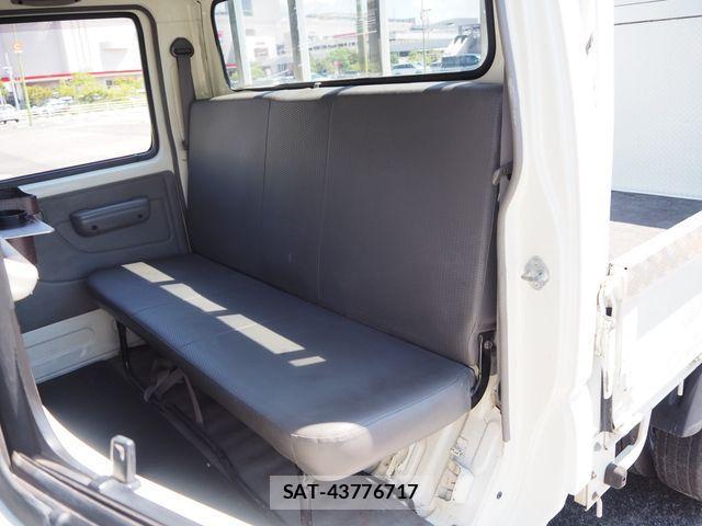 Hino DUTRO 2013-12 1256475-21