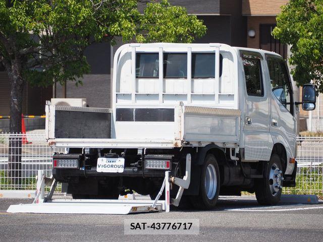 Hino DUTRO 2013-12 1256475-2