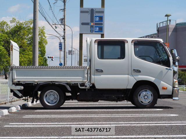 Hino DUTRO 2013-12 1256475-5