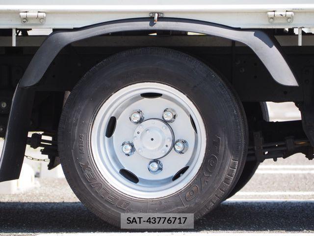 Hino DUTRO 2013-12 1256475-6