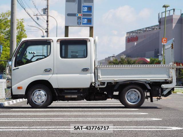Hino DUTRO 2013-12 1256475-8
