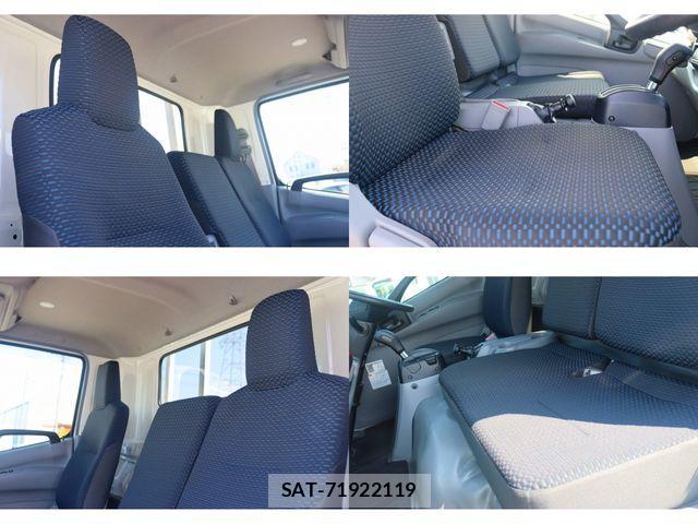 Hino DUTRO 2019-06 1256486-21