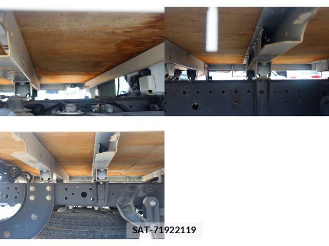 Hino DUTRO 2019-06 1256486-26