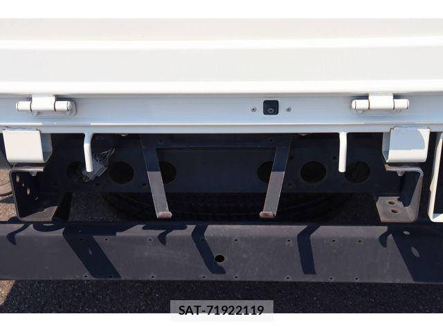 Hino DUTRO 2019-06 1256486-28