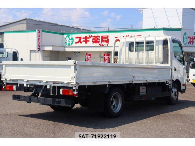 Hino DUTRO 2019-06 1256486-4