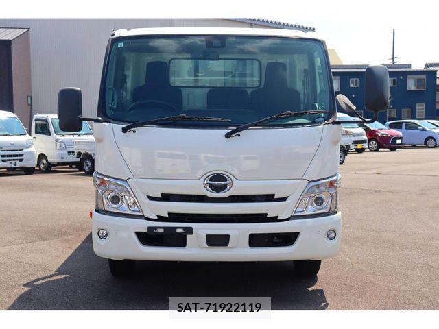 Hino DUTRO 2019-06 1256486-7