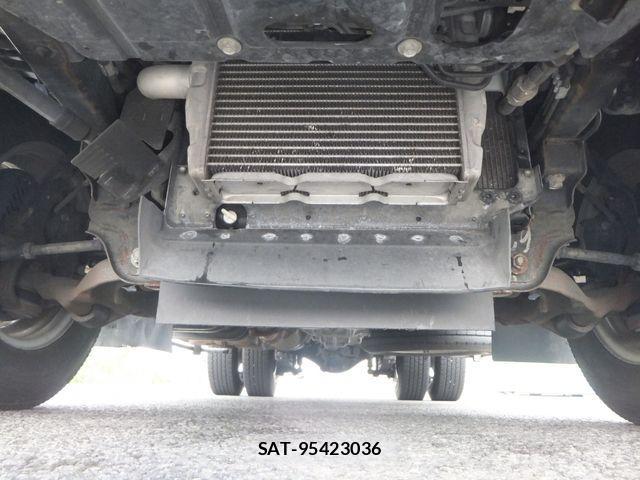 Hino DUTRO 2020-01 1271808-23