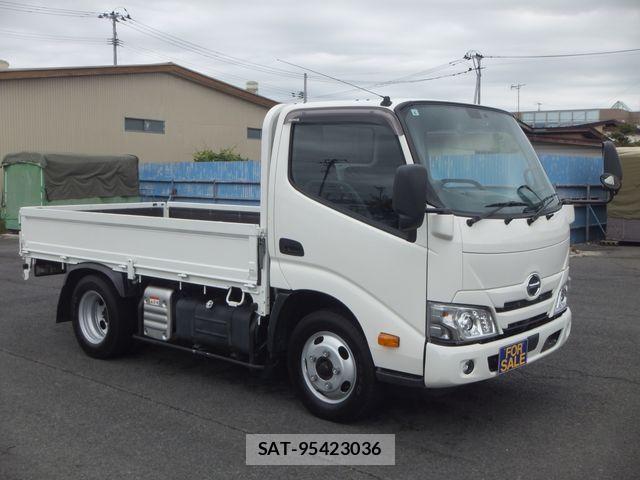 Hino DUTRO 2020-01 1271808-3