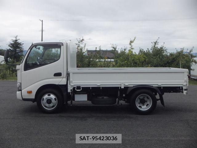 Hino DUTRO 2020-01 1271808-5