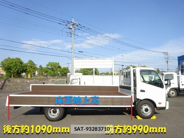 Hino DUTRO 2025-01 1291004-17