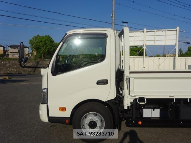 Hino DUTRO 2025-01 1291004-27