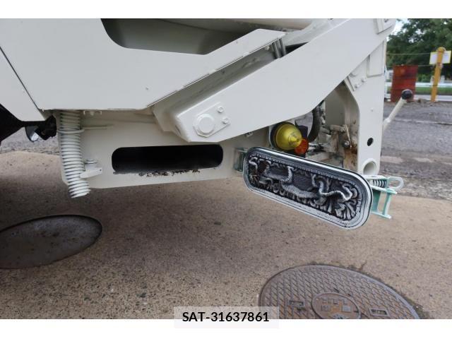 Hino DUTRO 2018-06 1290994-25