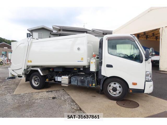 Hino DUTRO 2018-06 1290994-3
