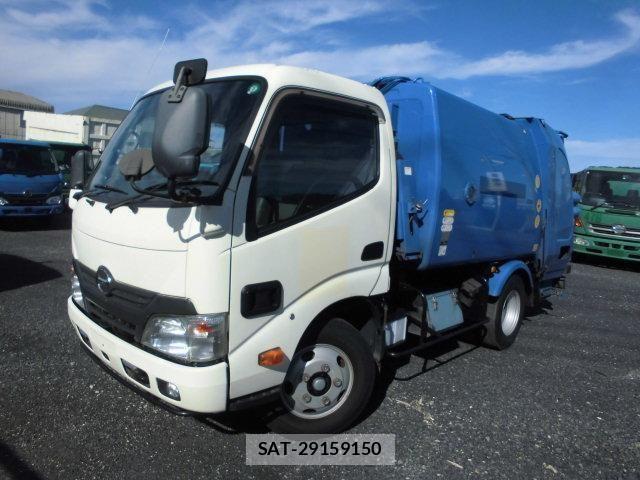 Hino DUTRO 2016-04 1290989-0