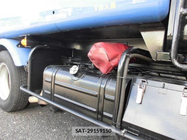 Hino DUTRO 2016-04 1290989-14