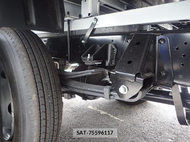 Hino DUTRO 2025-03 1295691-12
