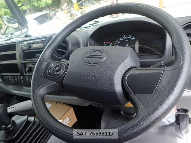 Hino DUTRO 2025-03 1295691-20