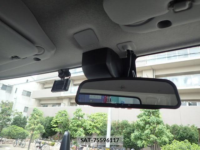 Hino DUTRO 2025-03 1295691-23