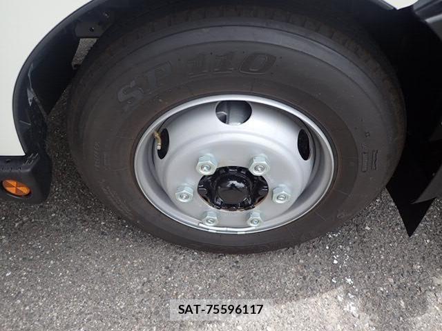 Hino DUTRO 2025-03 1295691-27