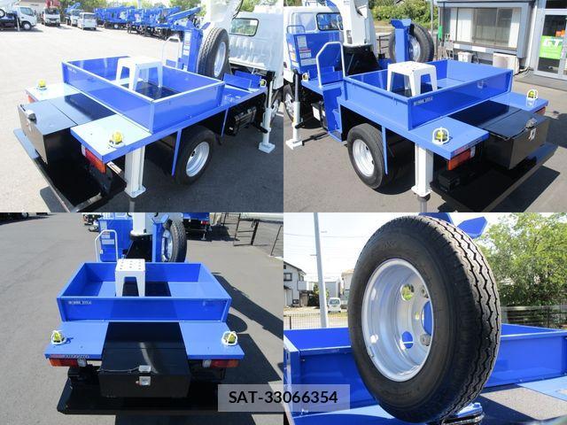 Hino DUTRO 2018-06 1301512-13