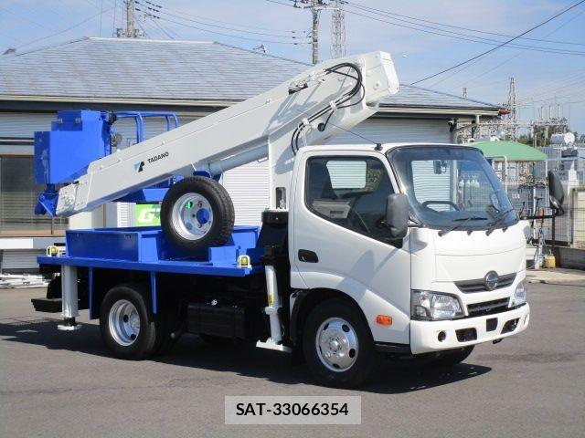 Hino DUTRO 2018-06 1301512-1