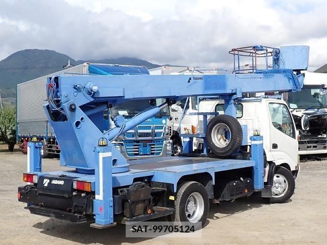 Hino DUTRO 2009-08 1318046-2