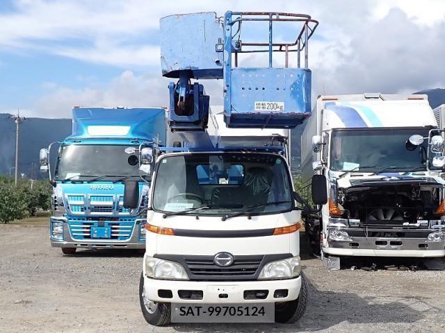 Hino DUTRO 2009-08 1318046-4