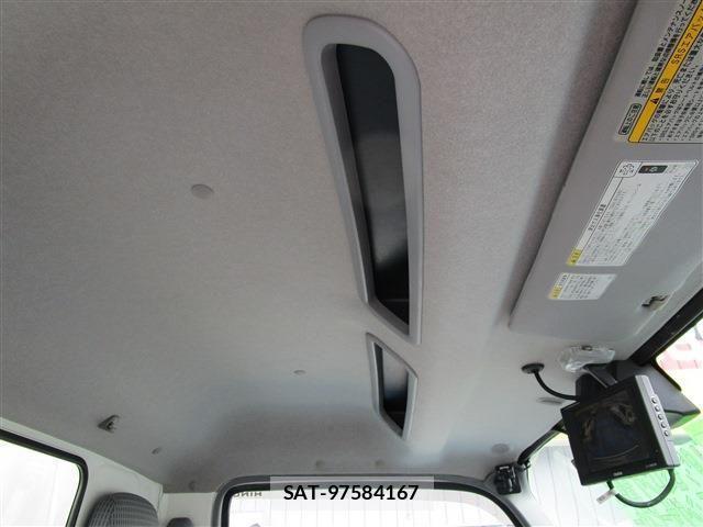Hino DUTRO 2016-06 1330572-23