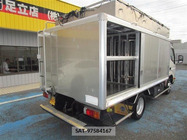 Hino DUTRO 2016-06 1330572-5